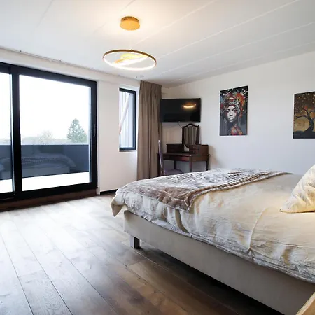 Les Du Donat Bed and Breakfast 4*